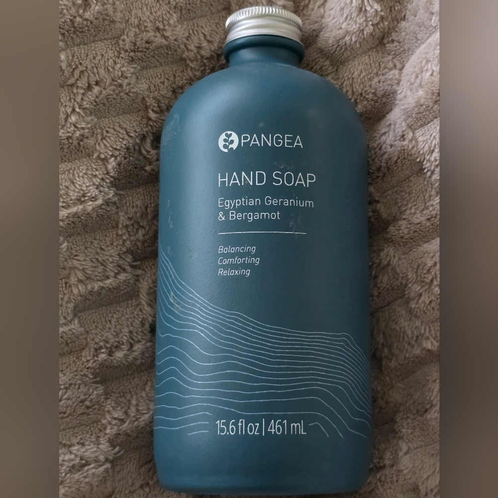 Pangea Egyptian Geranium and  Bergamot Hand Soap 15.6 floral oz/ 461 ml - Picture 2 of 4